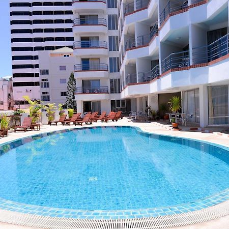 Sandy Spring Hotel Pattaya Exterior photo