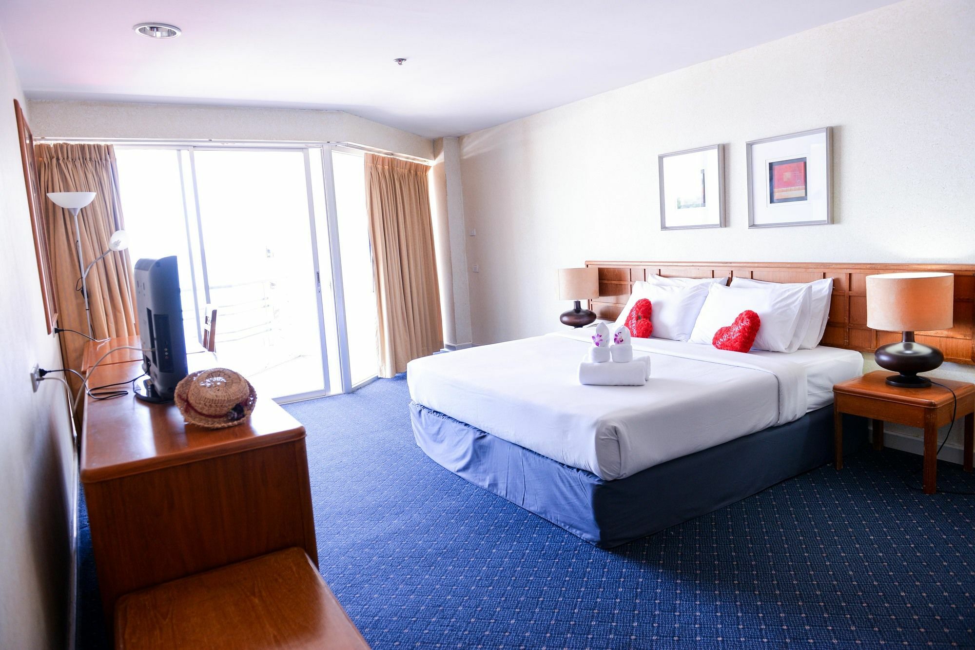 Sandy Spring Hotel Pattaya Exterior photo