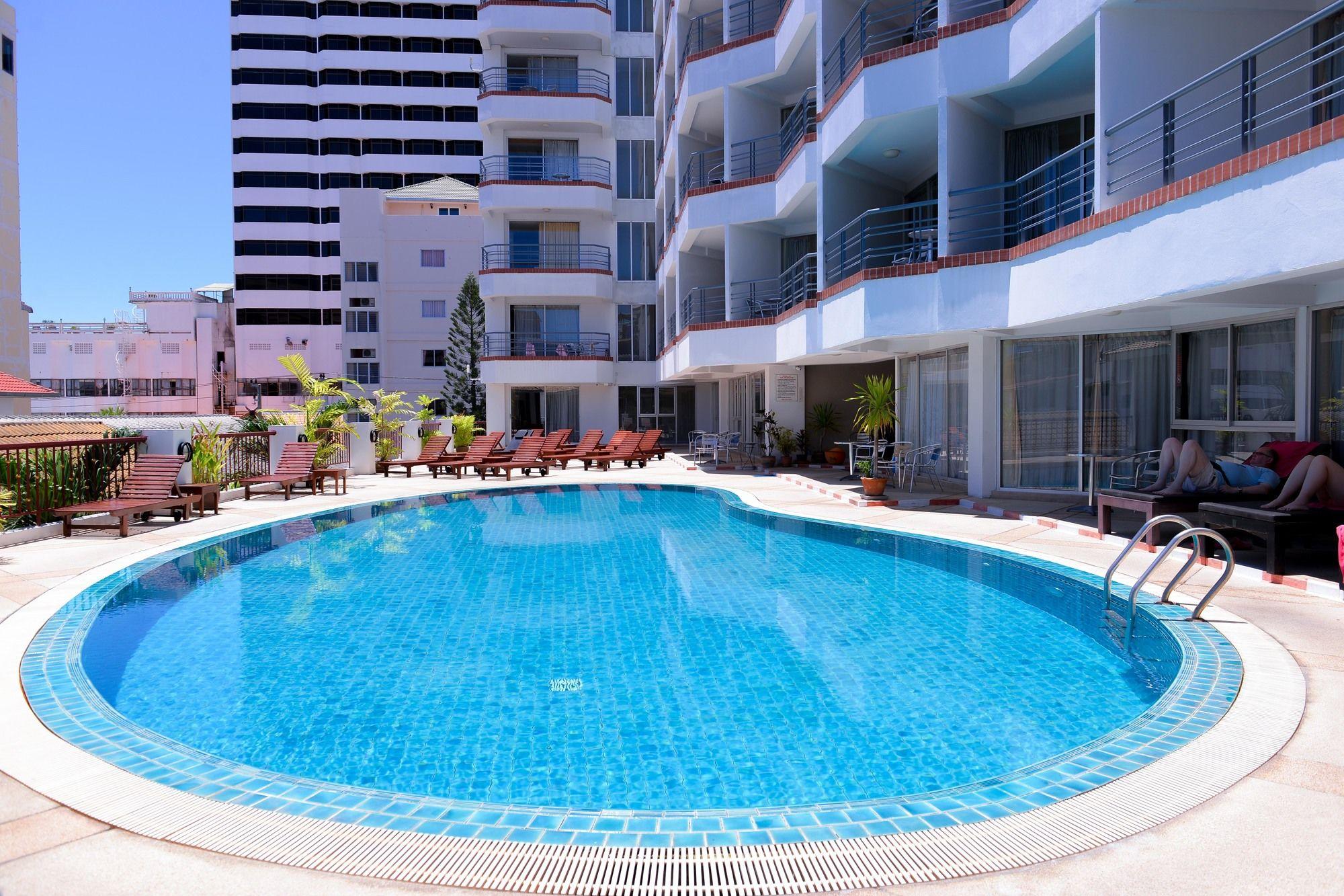 Sandy Spring Hotel Pattaya Exterior photo