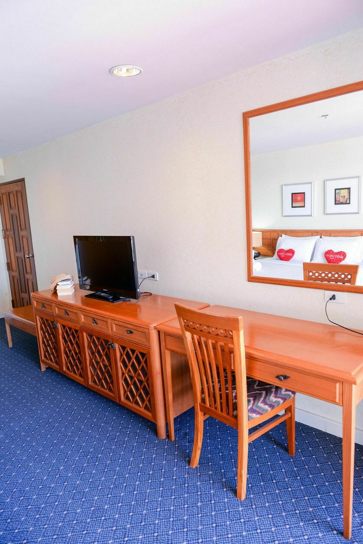 Sandy Spring Hotel Pattaya Exterior photo